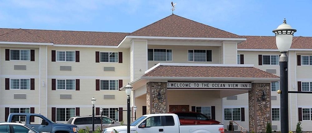 Oceanview Inn And Suites Crescent City Exterior photo
